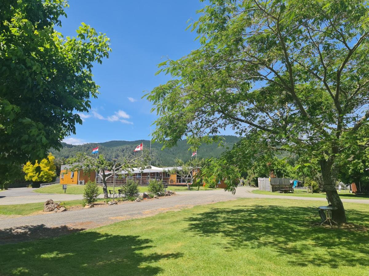 Seabreeze Holiday Park Hotwater Beach Exterior photo